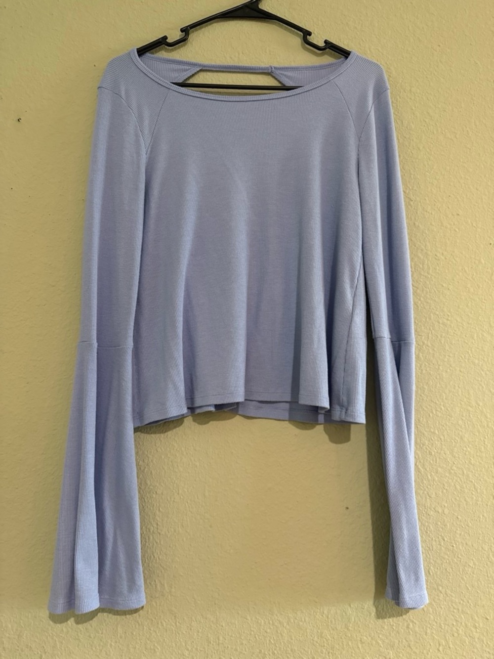 Hollister Light Lavender Long-Sleeve Scoop Neck Top - Picture 2 of 5